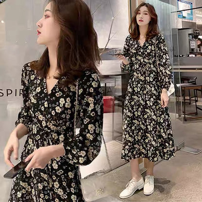 Maternity fashion suit, fashionable sweater jacket, winter outer wear, floral dress, long skirt, spring and autumn two-piece set