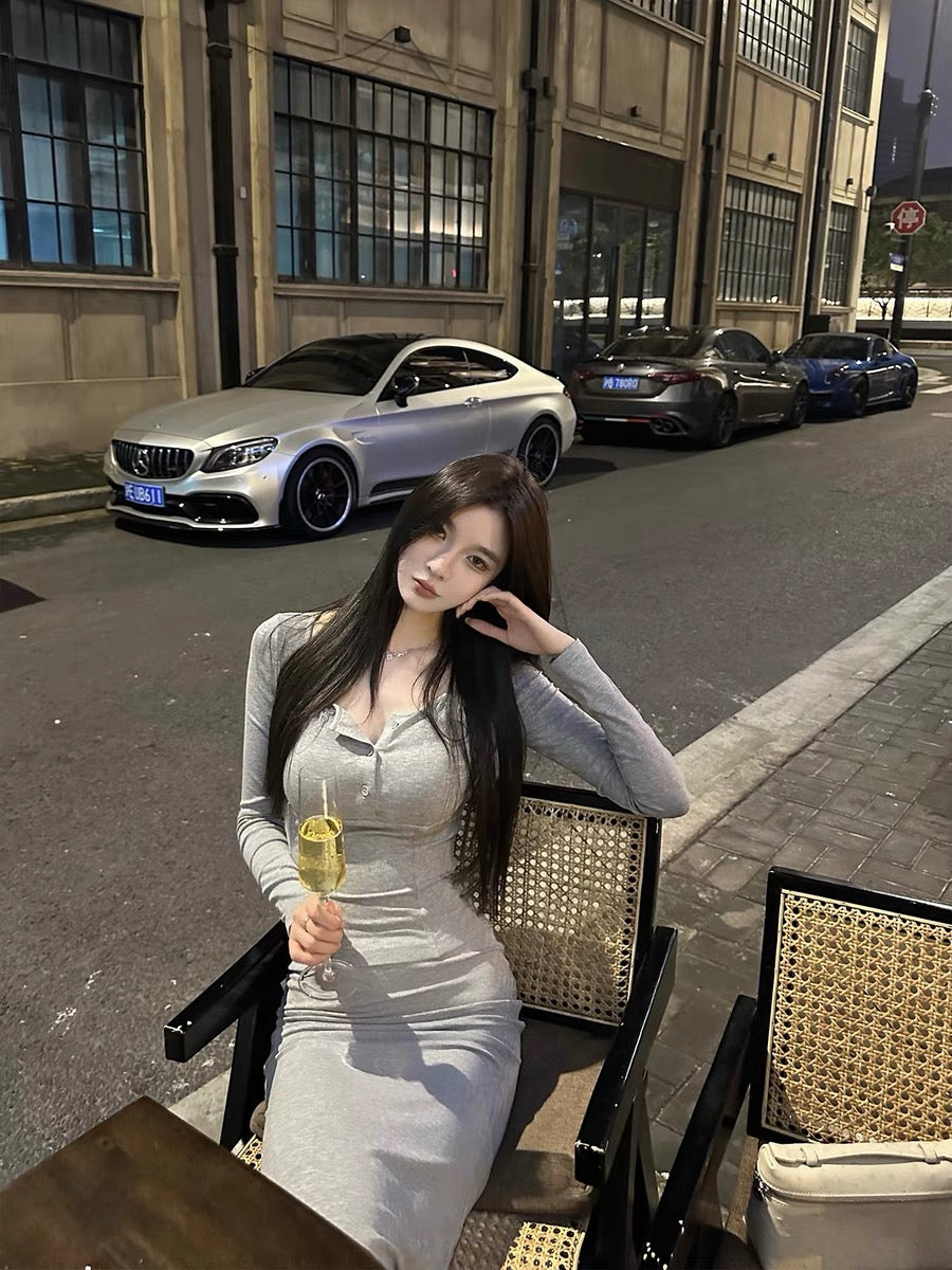 Xu Xuah [big breasts and thin waist] sexy gray fishbone long-sleeved T-shirt base + skirt long casual suit