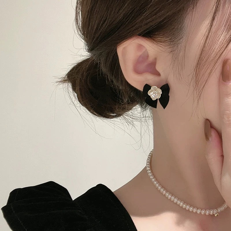 925 silver needle niche French camellia earrings temperament velvet bow earrings women's autumn and winter high-end earrings