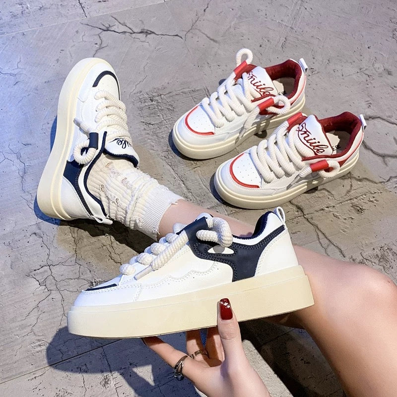 Small white shoes women's summer 2023 new spring and autumn skate shoes small crowd casual street shooting thick bottom slip on personalized women's shoes trend