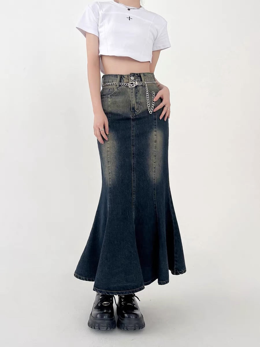 Denim skirt for spring and autumn, slightly chubby design, niche whitening gradient, hip-hugging fishtail ruffled mid-length skirt for women A3360