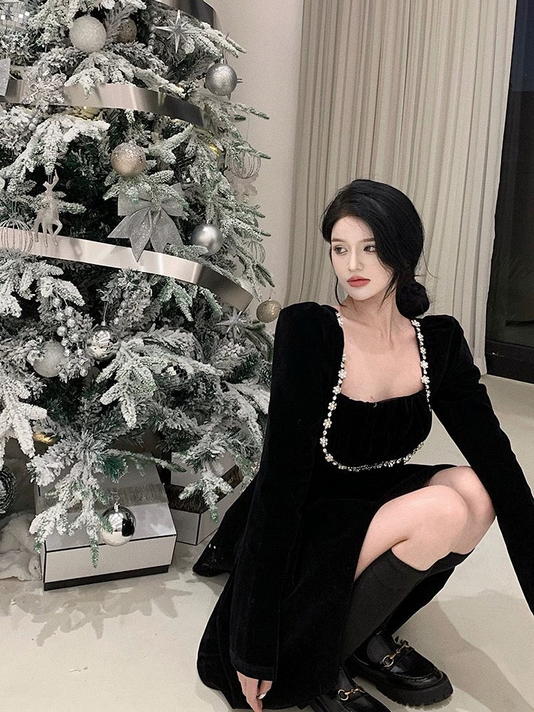 Fat mm French socialite heavy industry velvet dress autumn and winter 2022 large size high-end evening dress little black dress for women