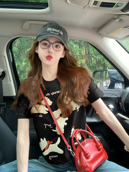 Design sense straight shoulder short-sleeved T-shirt female 2025 new summer American style slim small black short top trend