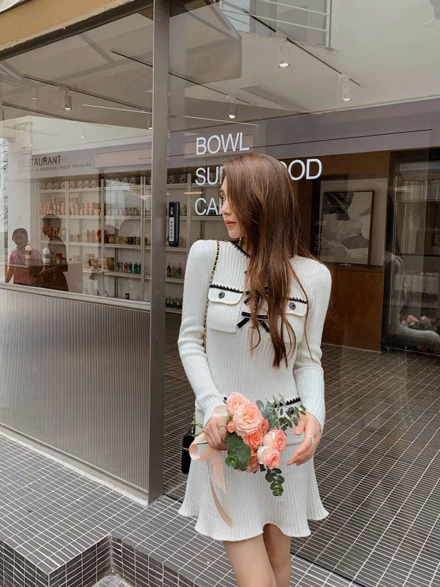 Elegant princess ladylike design niche bow long-sleeved round neck silver knitted bottoming inner dress (D165)