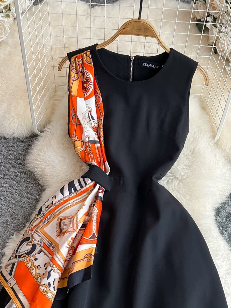 2024 summer light mature style retro temperament sleeveless round neck waist slim sleeveless a-line dress elegant long skirt