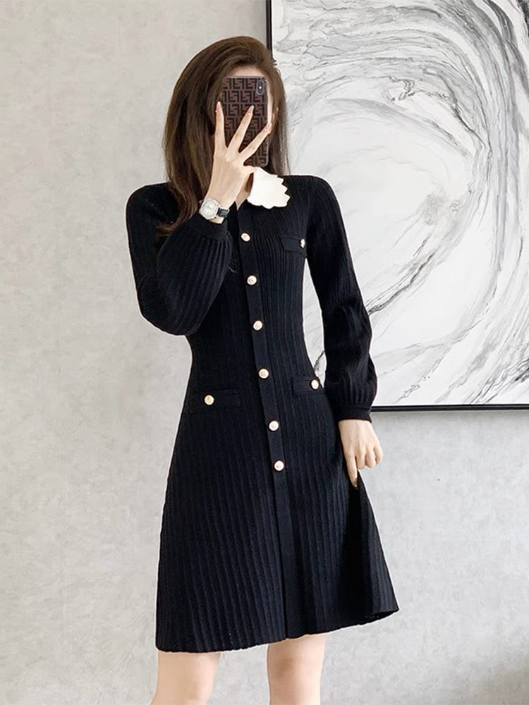 High-end retro burgundy baby doll collar dress for women, autumn and winter French tea break waist slimming knitted skirt D7796