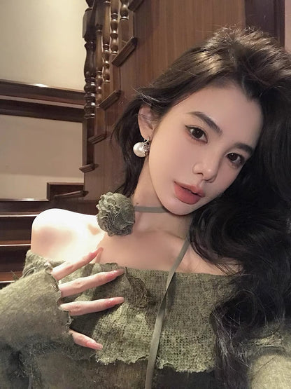 Qiu Rouyao's new autumn lace appliqué top design niche sweet one-line collar butterfly knitted sweater for women (B1913)
