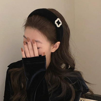 Sparkling diamond square buckle velvet headband women's autumn and winter hairpin headband high-end hair accessories versatile Internet celebrity hairband