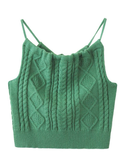 Knitted green halterneck halter top for hot girls in summer, designed to be worn inside and outside, niche seaside vacation top