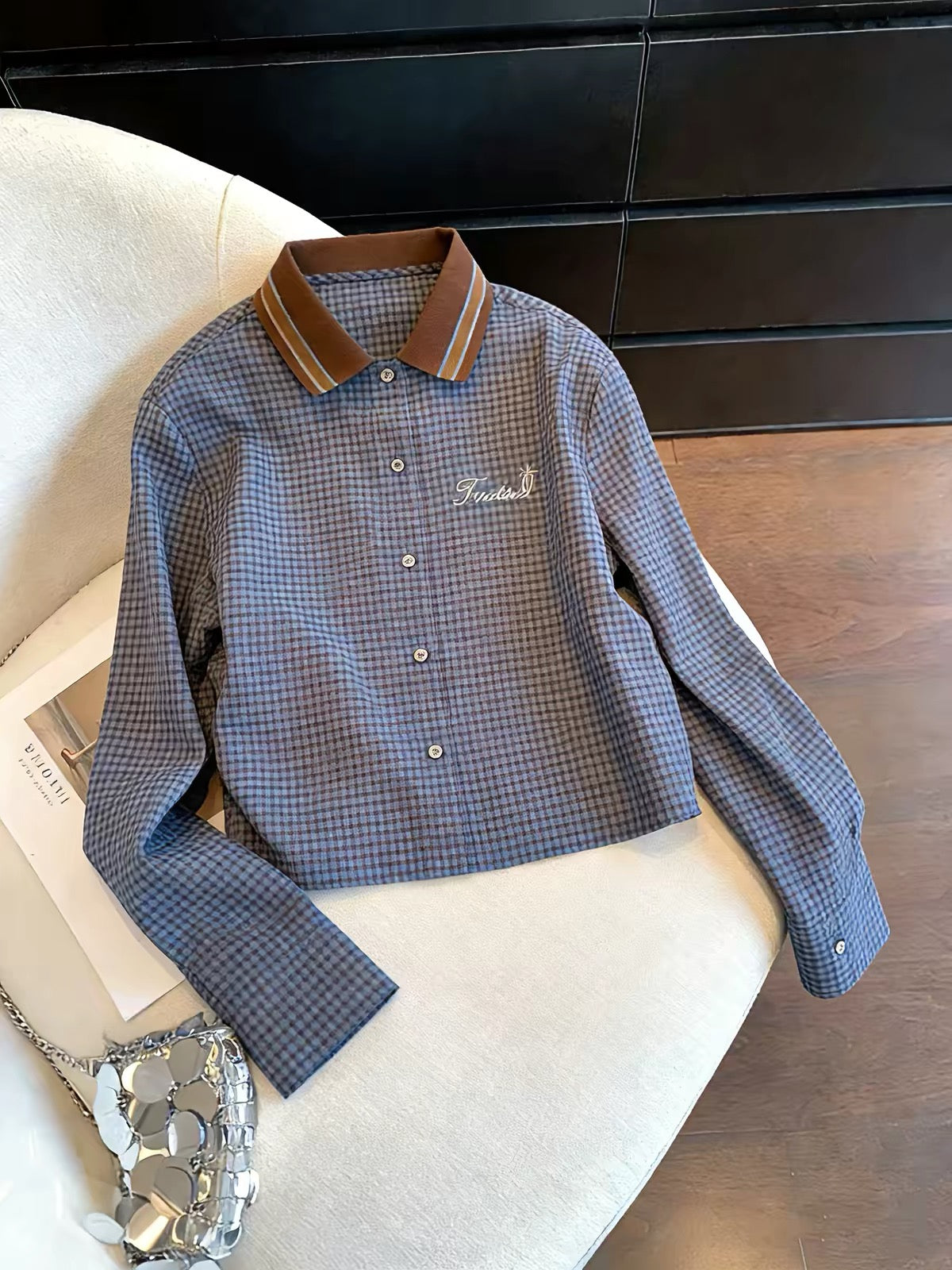 Unisex Retro Color-Block Plaid-Panel Polo-Collar Shirt – Korean-Style Casual Single-Breasted Top (Spring/Autumn)