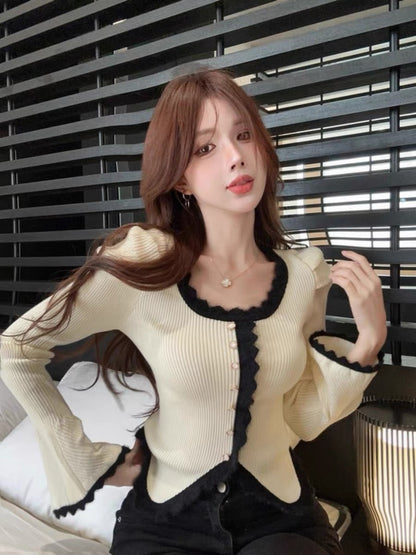 Xiaoxiangfeng puff sleeve knitted cardigan women's autumn and winter trumpet sleeve short top design niche bottoming shirt jacket