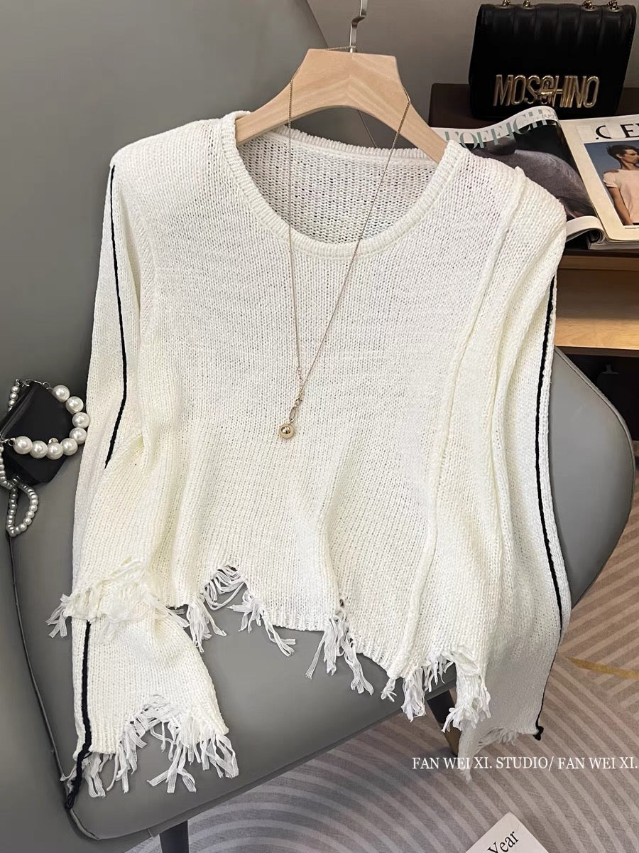 Autumn new hot girl hollow loose and versatile tassel shoulder pad pullover round neck long-sleeved sweater women's short top (B2213)