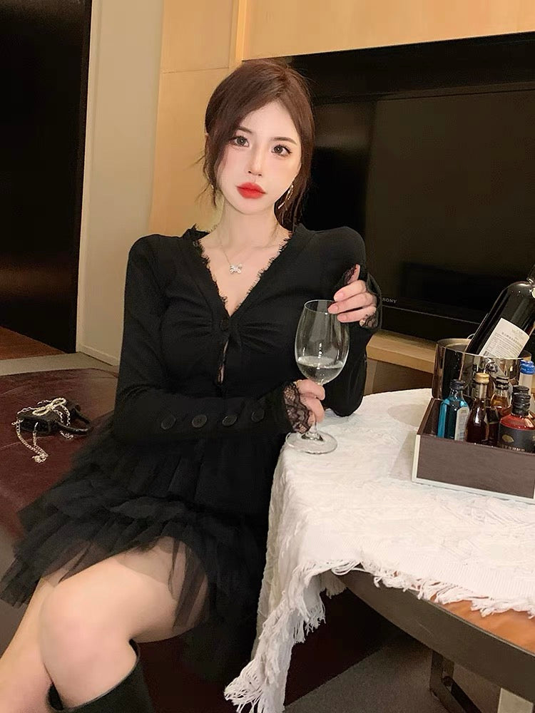 Black temperament dress women's new summer style pure lust sexy lace V-neck waist bottoming slimming tutu skirt