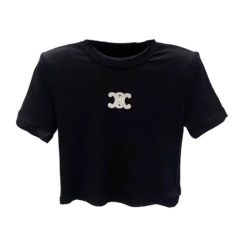 2023 short T-shirt women's summer self-cultivation bottoming shirt design sense niche embroidery black short-sleeved top tide