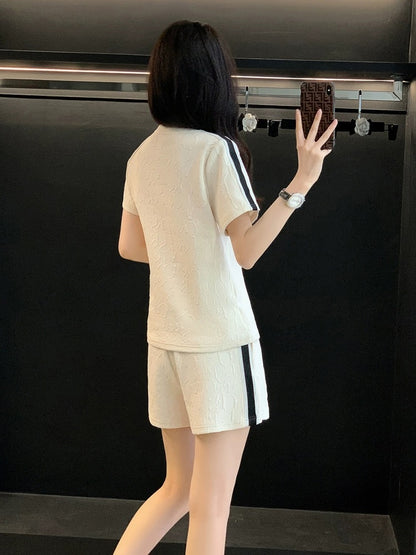 High-end sports casual suit for women, summer fashion, internet celebrity, short-sleeved shorts, two-piece set for small people, western style