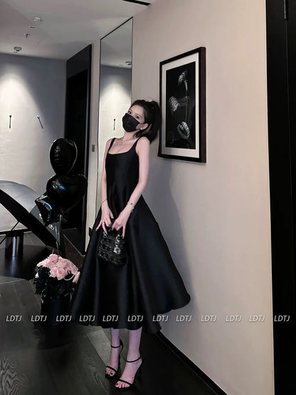 LDTJ Haute Couture 23 Autumn and Winter Xindi or French Retro Hepburn Square Neck Waist Slim Dress Suspender Dress for Women