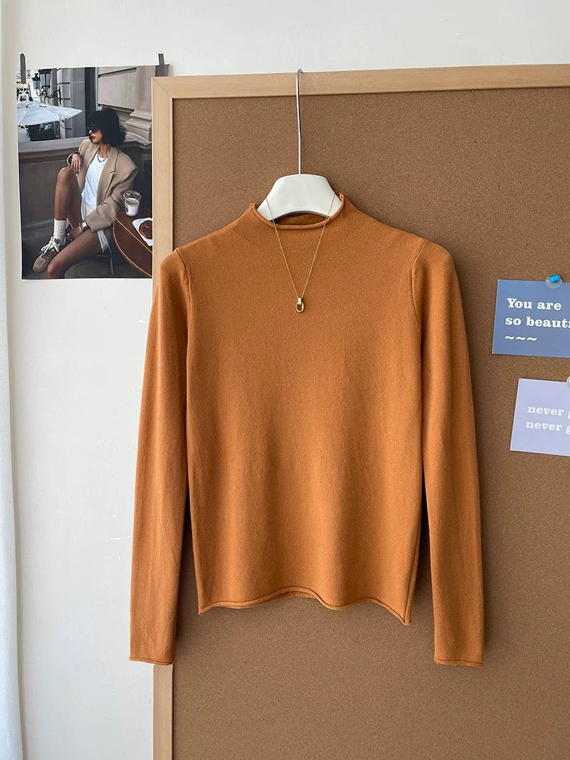 Retro soft and sticky cashmere rolled-edge turtleneck knit sweater for women, autumn and winter, gentle and versatile layering base layer top.