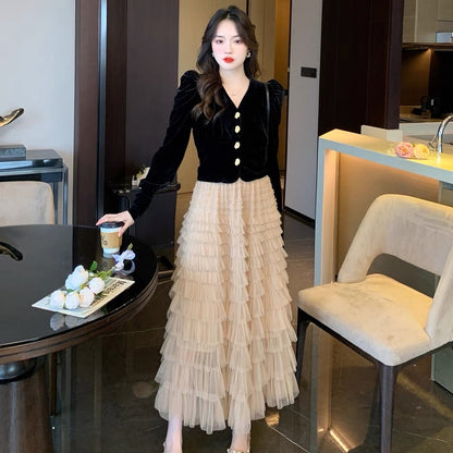 French V-neck velvet top thousand-layer skirt two-piece set for women autumn and winter sweet cool mesh cake long skirt suit