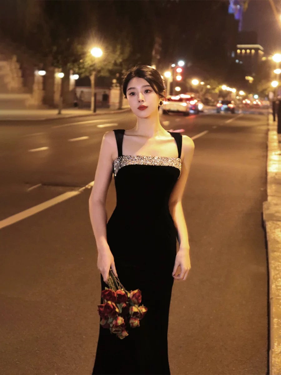 Thirteen and Little French Velvet Dress Women's Autumn and Winter Camisole Diamond-encrusted Elegant Evening Dress