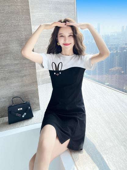 Black dress summer women's clothing 2024 new small summer clothing casual niche design skirt female summer