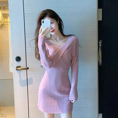 Pure lust pink off-shoulder knitted skirt 2023 new design v-neck slim waist and elegant hip-hugging dress A2275