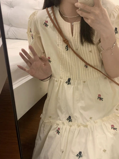 French Retro Embroidered Puff Sleeve Dress Women's Summer New Style Sweet and Age-Reducing Versatile A-Line Holiday First Love Dress