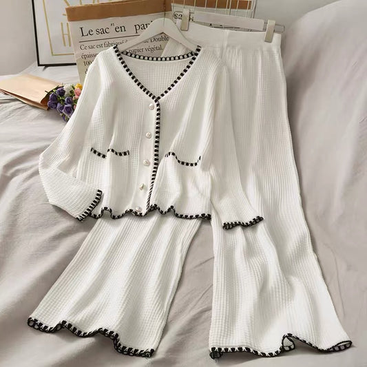 Fashion suit for women 2023 new color matching single row V-neck long-sleeved knitted top elastic waist slimming wide-leg trousers