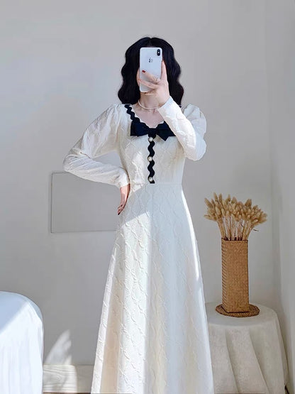 Autumn clothing 2023 new women's French romantic slim slim temperament skirt long-sleeved bottoming high-end dress