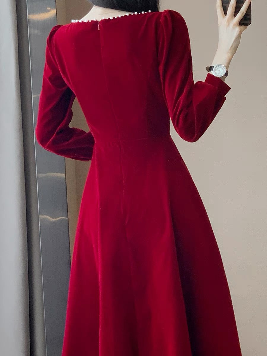 Autumn new style French retro fashion temperament light luxury high-end slim banquet engagement dress velvet dress