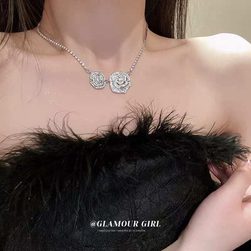Light luxury diamond-encrusted flower necklace super fairy creative design collarbone chain necklace pendant girl heart new money jewelry