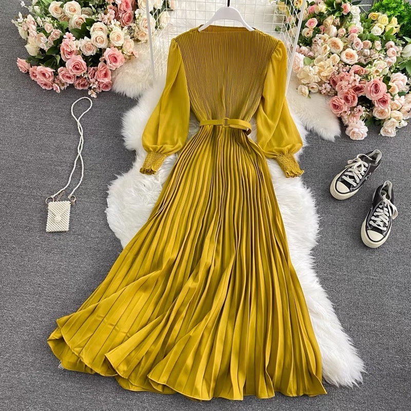 Light and familiar style high waist round neck dress spring and autumn new temperament pure color waist waist slimming big swing pleated long skirt