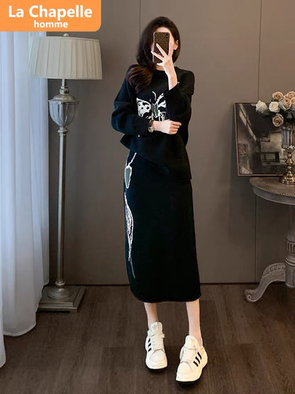 La Chapelle's autumn clothing is matched with a complete set of 2023 new internet celebrity small black sweater and skirt two-piece set