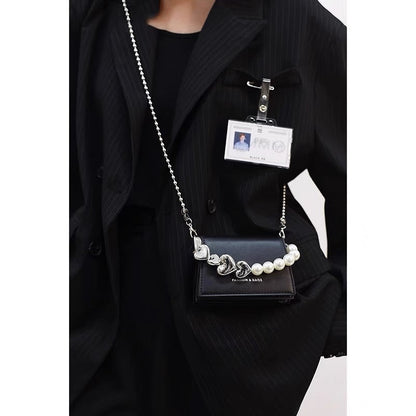 Bag women's summer 2023 new fashion all-match pearl chain mobile phone bag high-grade texture niche Messenger bag small bag