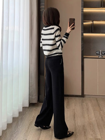 Internet celebrity sports casual suit for women in autumn and winter fashionable age-reducing temperament high-end striped knitted wide-leg pants two-piece set