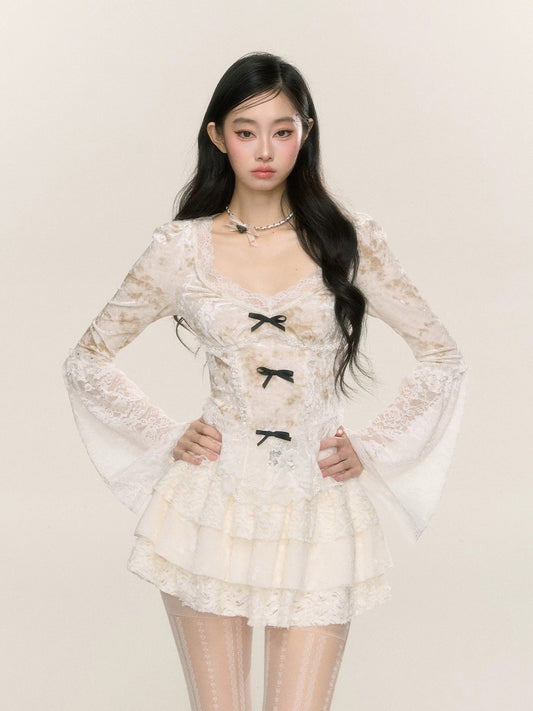 Shao Ye Yan Bai Moss Rose French Pure Desire Lace Sweet Spicy T-shirt Women's Autumn and Winter Ruffled Long Sleeve Slim Top