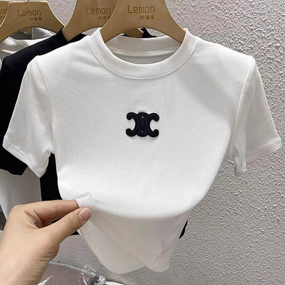 2023 short T-shirt women's summer self-cultivation bottoming shirt design sense niche embroidery black short-sleeved top tide