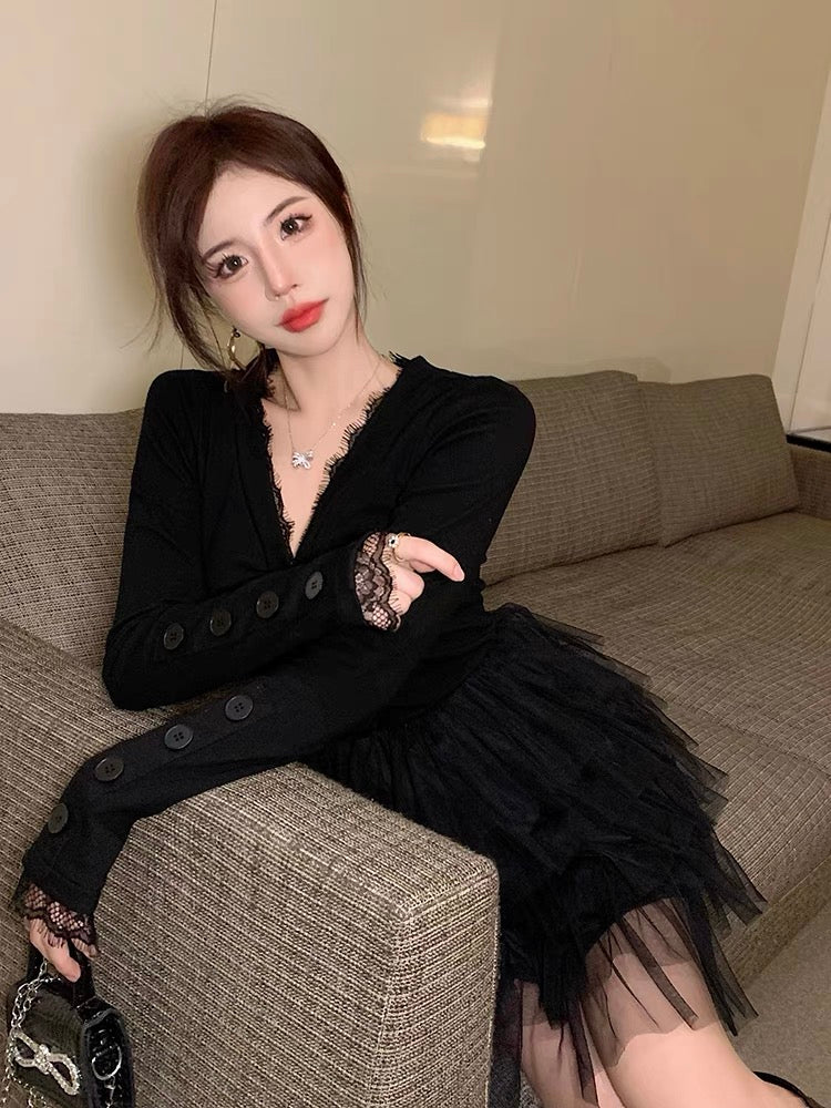 Black temperament dress women's new summer style pure lust sexy lace V-neck waist bottoming slimming tutu skirt