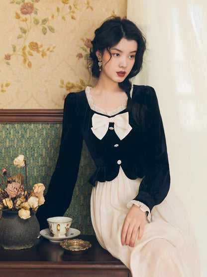 2022 Autumn and Winter New Fashionable French Retro Black Velvet Splicing Mesh Fake Two-piece Waist Dress for Women