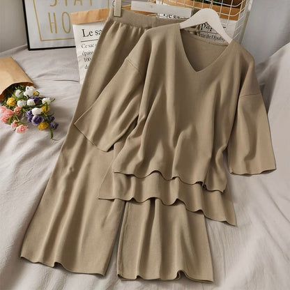 2023 new style V-neck half-sleeved front and back long loose knitted sweater for women with elastic waist slimming and drapey wide-leg pants suit