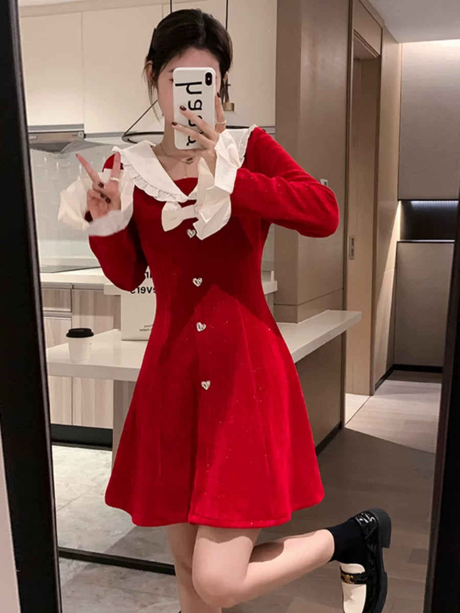 French sweet autumn and winter trumpet sleeve dress 2023 new women's small temperament waist slimming skirt