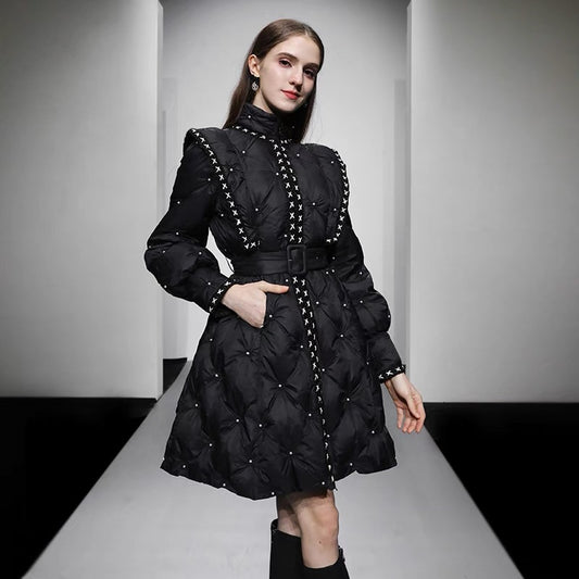 2023 Winter New Women's Wear Sweet Cool Feifei Sleeves Heavy Industry Beading Big Swing Short Sweet Stand Collar Light Luxury Down Jacket