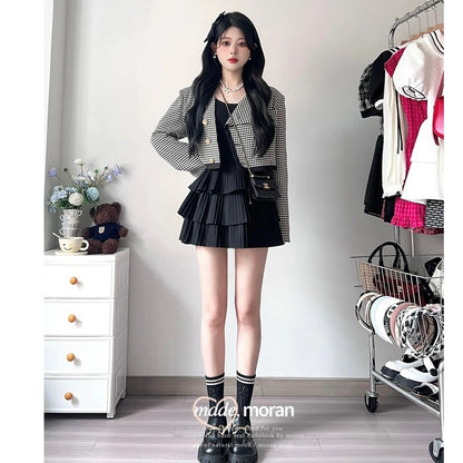 Small fragrant style suit, high-end and cold style two-piece skirt, houndstooth plaid short jacket, female celebrity early spring new style