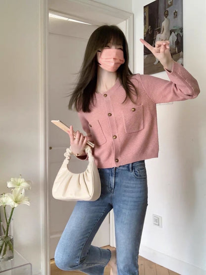 Elegant retro small fragrance short knitted cardigan with sweater jacket feminine temperament celebrity light luxury luxury autumn