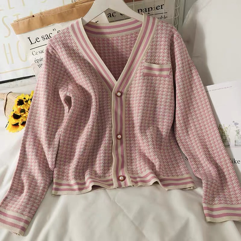 Suit women's 2023 autumn striped houndstooth low-neck single-breasted long-sleeved sweater drapey high-waisted wide-leg pants trendy