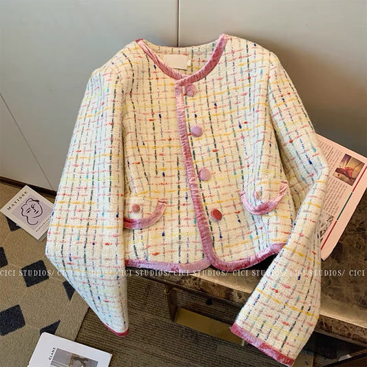 Xiaoxiangfeng colorful plaid braided short coat for women autumn and winter 2023 new Korean version slimming temperament gentle style top
