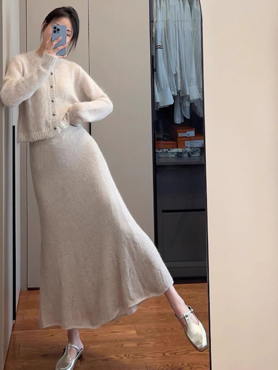 Elegant and fashionable mohair knitted cardigan skirt suit royal sister temperament salty gentle two-piece autumn and winter
