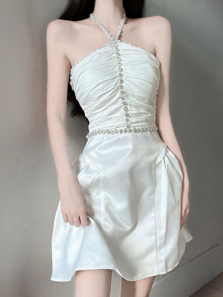 French style diamond-studded halter neck tube top dress women's spring Lee Nhi Boutique French style diamond-studded halter neck tube top dress women's spring Lee Nhi Boutique