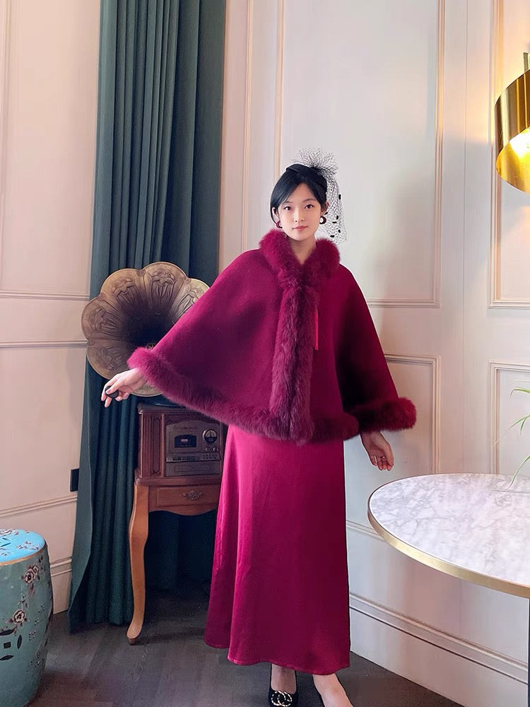New winter style pure woolen short coat, fox fur collar, cheongsam, wedding shawl, cloak, retro tassel buckle