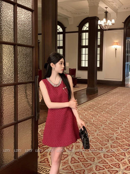 LDTJ Haute Couture Autumn and Winter Miu New Year and Christmas Socialite Xiao Xiangfeng Heavy Industry High Luxury Sparkling Diamond Wool Dress for Women