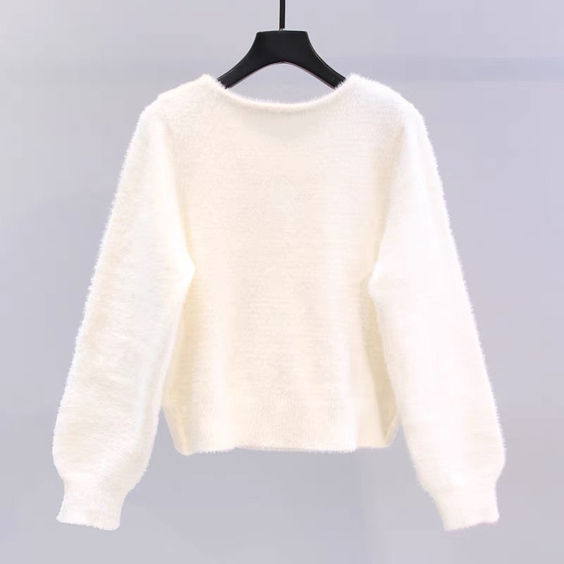 Small fresh three-dimensional small flower mink velvet sweater for women autumn and winter 2023 new Japanese design short knitted top (S3332)